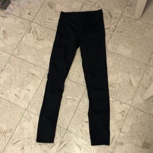 ✨3 for $20✨ NWOT H&M Black Jeggings